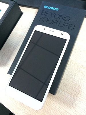 Bluboo XFire - 5 inčni 4G smartphone 1